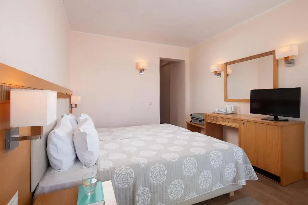 Mediterranee Hotel 10