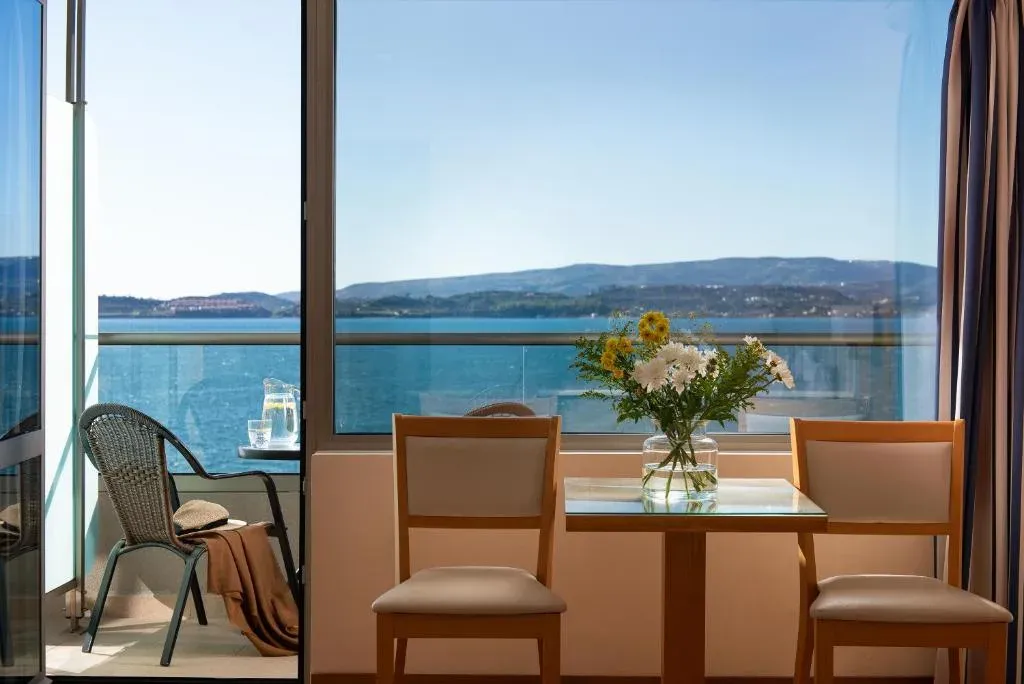 Mediterranee Hotel 8